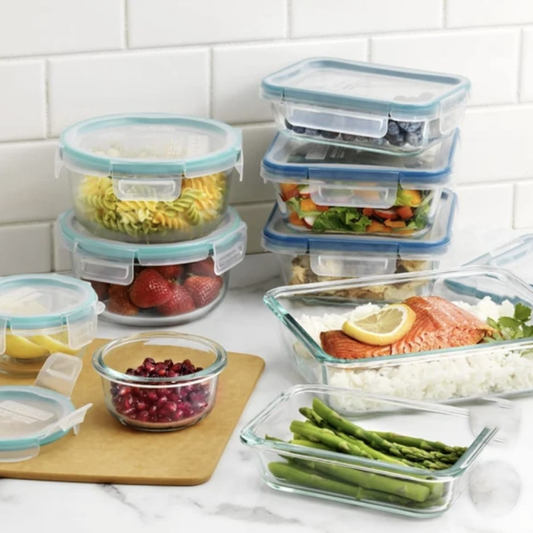 Pyrex glass snapware 18pc